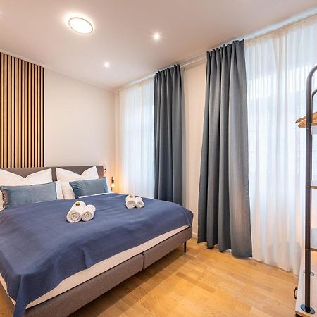 Vivid Luxury Apartment Ludwigsburg - Bluehendes Barock-Forum-Schloss-Modern Exterior foto